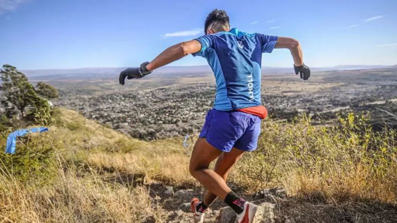 Trail de Los Diques - Imagen de archivo 