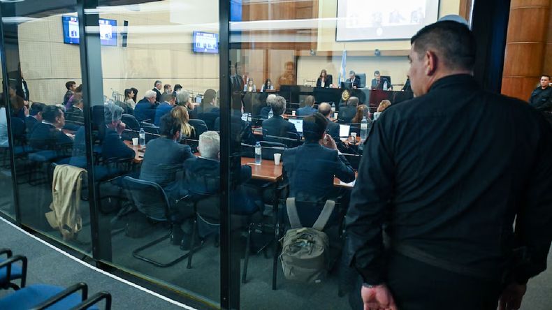 Comenzó el juicio contra Cristina Fernández de Kirchner y Máximo Kirchner
