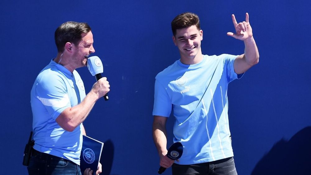 El Manchester City presentó a Julián Álvarez ante los hinchas