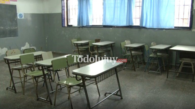 Gin&eacute;s Gonz&aacute;lez Garc&iacute;a dijo que es riesgosa la vuelta a clases