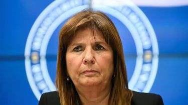 Patricia Bullrich adelantó cambios en la reforma laboral tras la polémica por las licencias médicas.