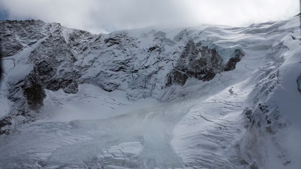 Los cuerpos aparecieron por le deshielo del galciar Trift.