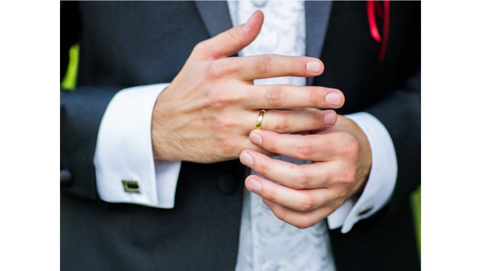Tener una relación con alguien casado