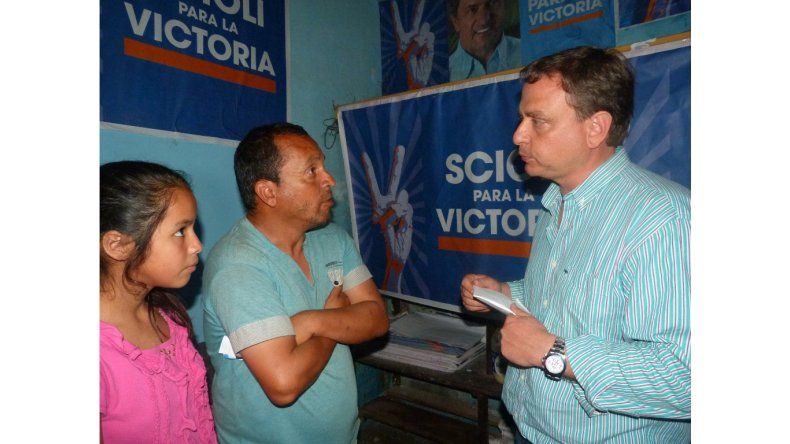Snopek con los vecinos de Yuto