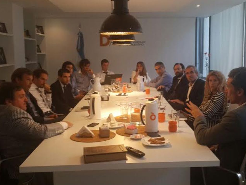 Reunión entre DAR y GESTAR