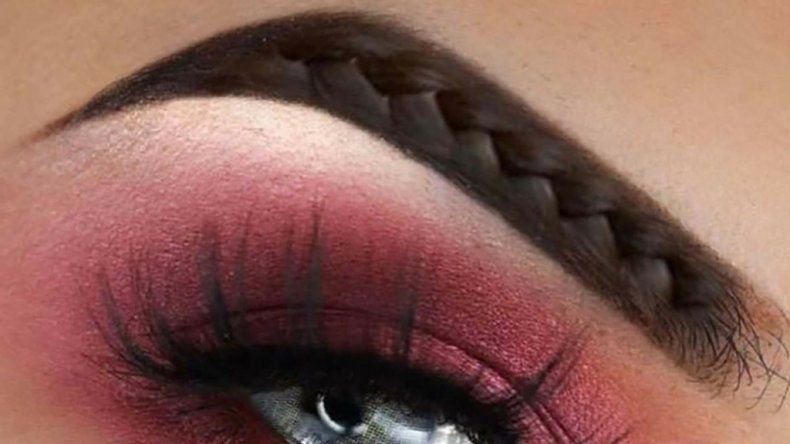 Cejas trenzadas
