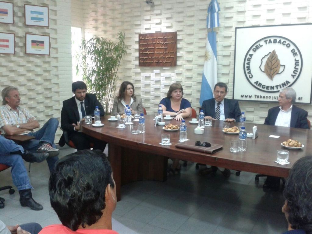 Reunión en la Cámara del Tabaco