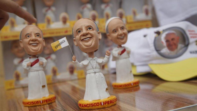 Francisco en Perú: se vive el fervor en las calles de Lima y continúa la gira por A. Latina