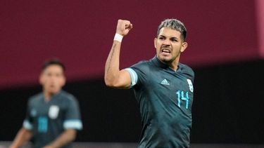 Lionel Scaloni convocó a Facundo Medina para la triple fecha FIFA.&nbsp;