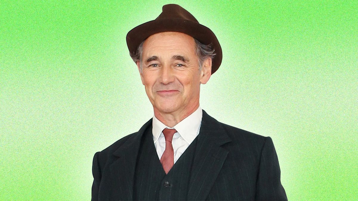 La película con mucho suspenso dirigida por el ganador de un Oscar es un éxito.