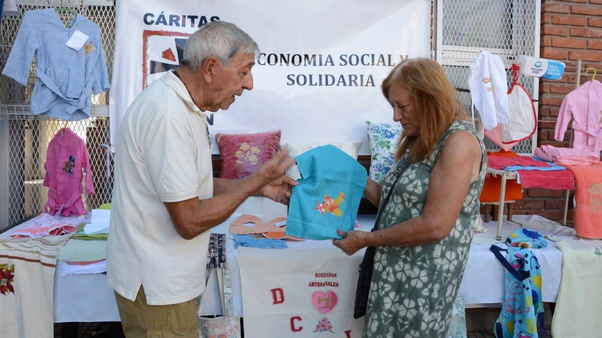 comenzo la colecta anual de caritas: donde y como colaborar
