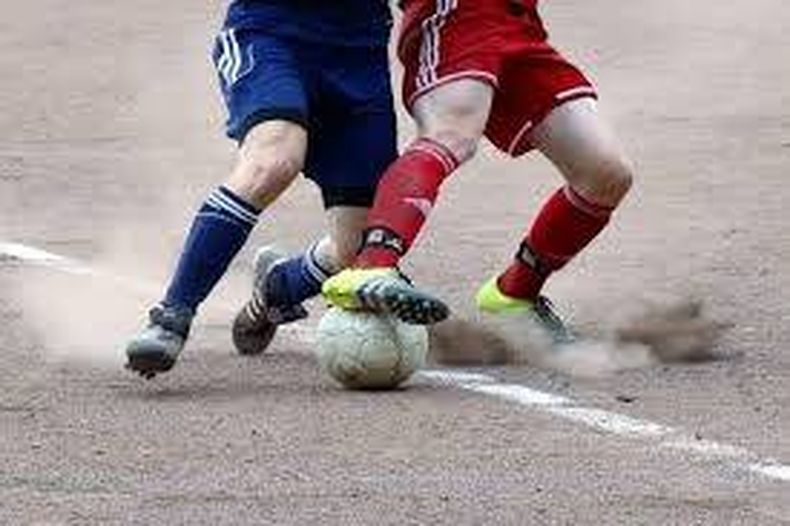 Violencia en el fútbol amateur: batalla campal con dos heridos en Palpalá Violencia en el fútbol amateur: batalla campal con dos heridos en Palpalá