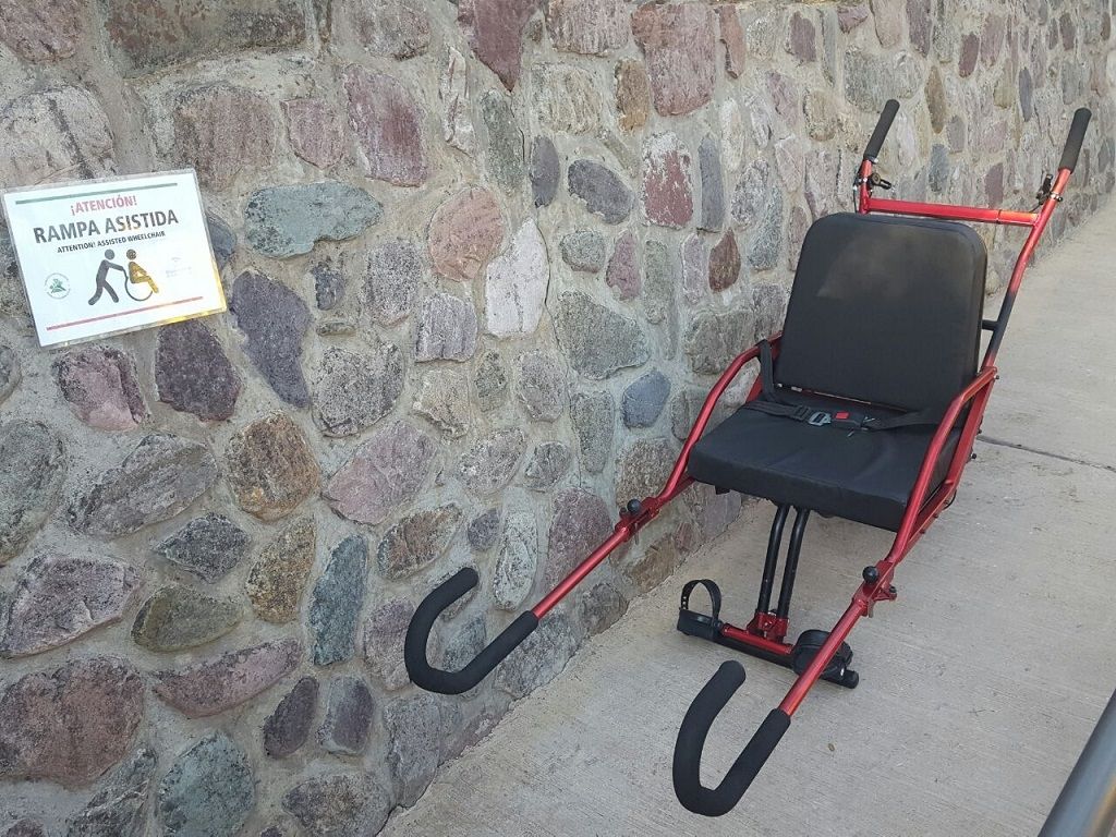 Silla de ruedas en el Parque Botánico