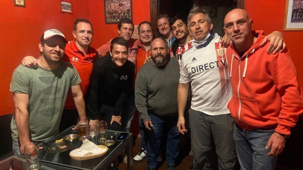 recolectan botines para equipos de futbol del norte