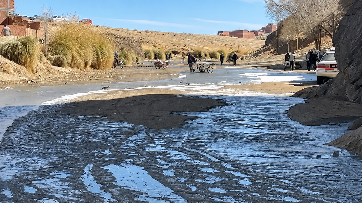 el frio cubrio de escarcha un rio entre argentina y bolivia: como estan los pasos y la cotizacion en la frontera norte