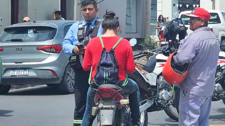 La campaña “Sin casco no ingresas” agrega sanciones