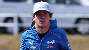 Colapinto recibió una advertencia la FIA por bloquear a Verstappen en Japón Colapinto recibió una advertencia la FIA por bloquear a Verstappen en Japón