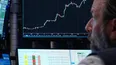 el riesgo pais registro una nueva caida y se acerco a los 400 puntos