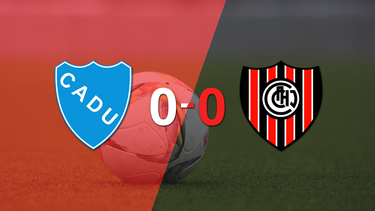 Cero a cero terminó el partido entre Def. Unidos y Chacarita