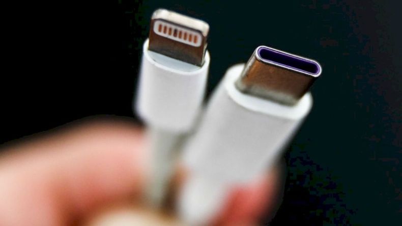 Los iPhone de Apple tendrán cambios en sus puertos USB en el cual los próximos dispositivos móviles de la marca tendrán una ranura USB-C.&nbsp;