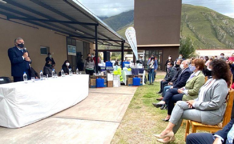 Nuevo centro de salud en Volcán.