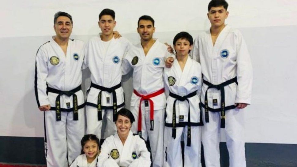 Taekwondo: Siete jujeños viajan a Uruguay en busca de otro gran desafío