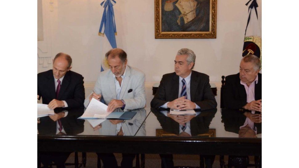 Firma de convenio