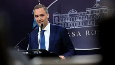 Manuel Adorni. Manuel Adorni.