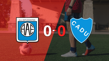 Estudiantes (RC) y Def. Unidos terminaron sin goles