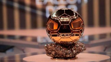 La revista France Football premiará al mejor jugador de la última temporada.