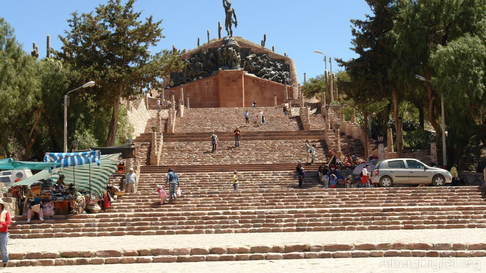 Todo Jujuy | Monumento a los Héroes de la Independencia