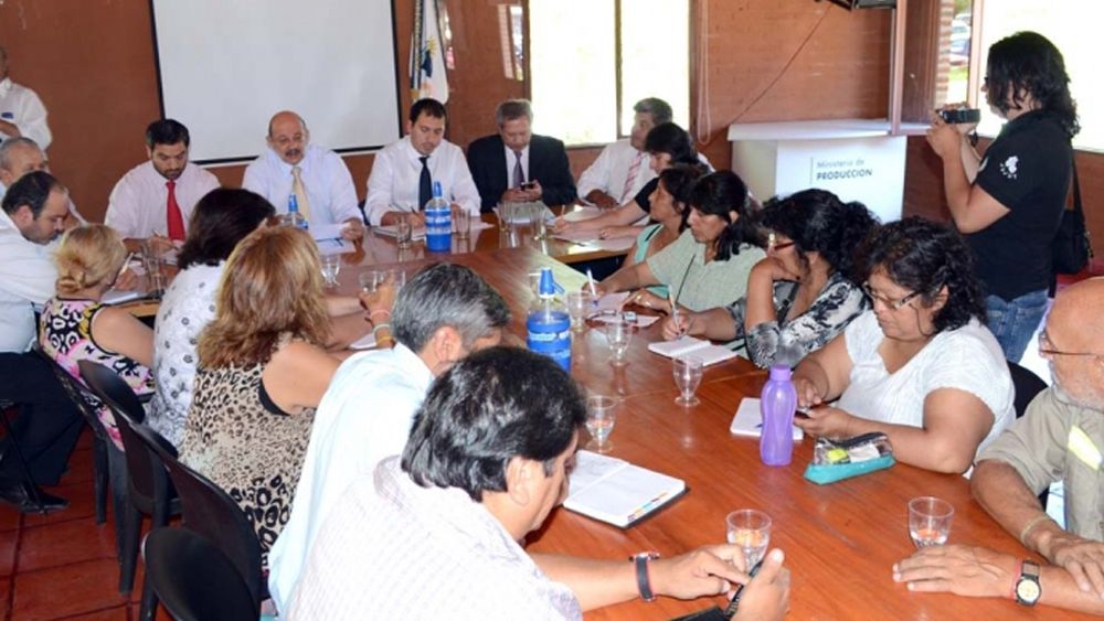 Reunión con FGE e Intersindical