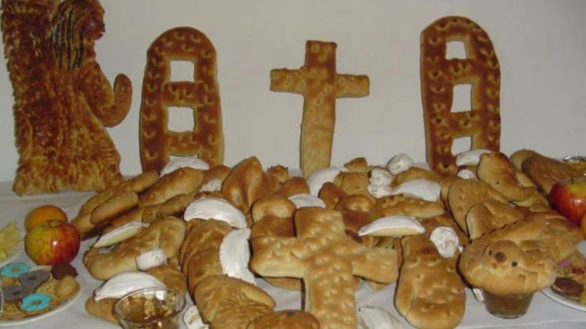 Las ofrendas, una tradición el Día de los Fieles Difuntos