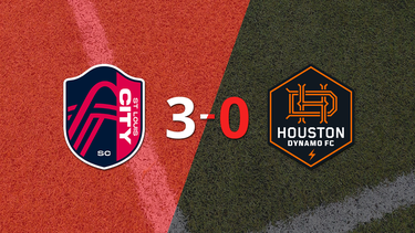 St. Louis City le pasó por encima a Houston con doblete de Simon Becher