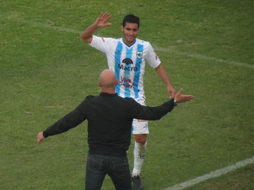 Festejo de Ferreyra con Méndez