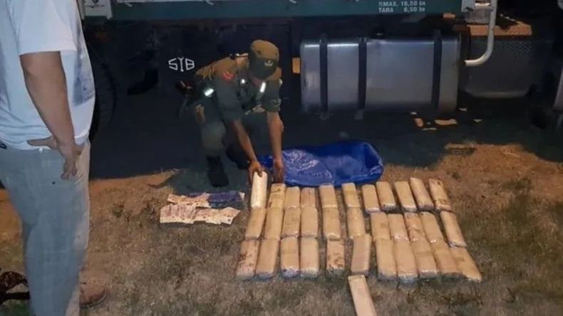 Camionero jujeño condenado en Santa Fe por intentar sobornar a un gendarme (Foto ilustrativa)