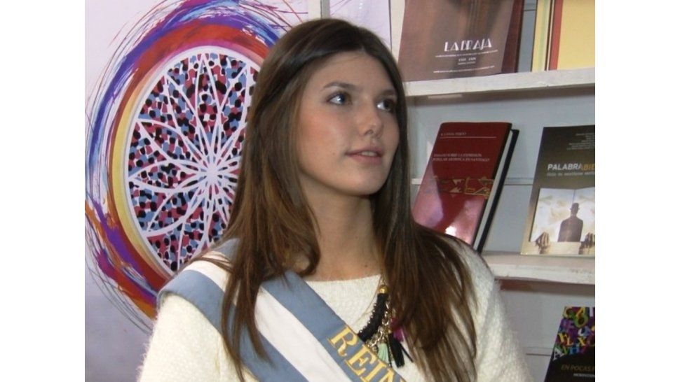 Valentina Oller en la Feria del Libro