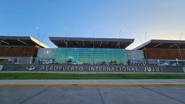 Designaron al nuevo jefe del Aeropuerto Internacional de Jujuy Horacio Guzmán Designaron al nuevo jefe del Aeropuerto Internacional de Jujuy Horacio Guzmán