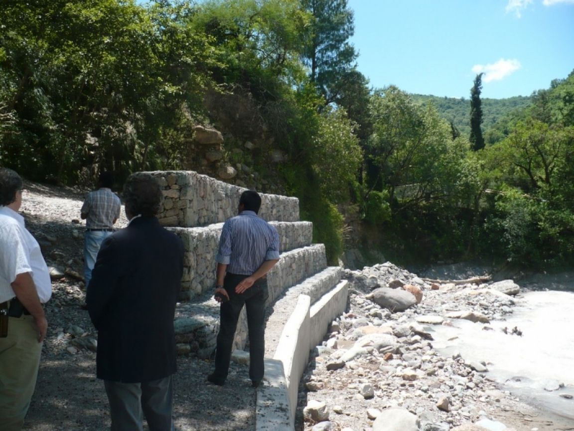 Tareas en el Río Yala