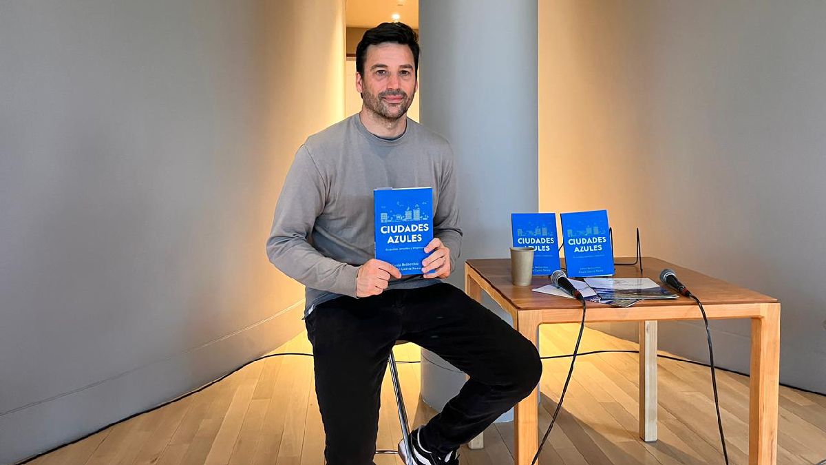 Presentaron el libro "Ciudades Azules", una mirada sobre cómo viven las personas con autismo los espacios urbanos