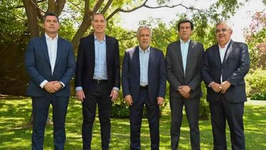 DiegoSantilli se reunió en Mendoza con cuatro gobernadores&nbsp;