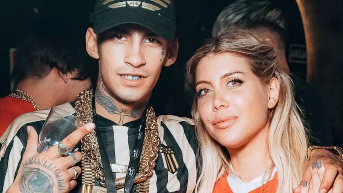 Wanda Nara y L-Gante se dieron el primer beso en vivo.