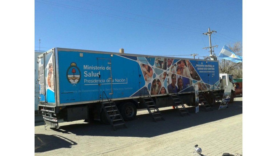 Móvil sanitario rumbo a Tilcara