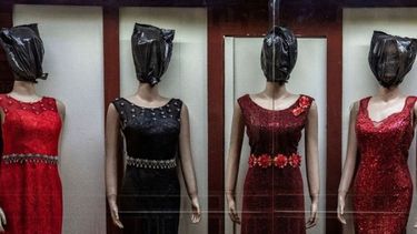 Talibanes ordenaron tapar la cabeza de los maniquíes femeninos.&nbsp;