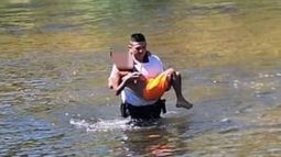 El rescate ocurrió en un río de Córdoba durante el Operativo Verano 2026.