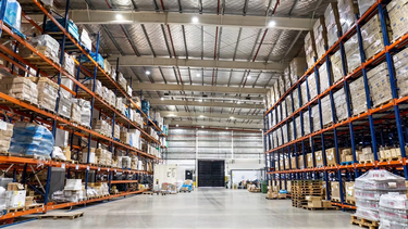 Centro de distribución de Suizo Argentina en Piedrabuena, CABA (Zanara S.A)