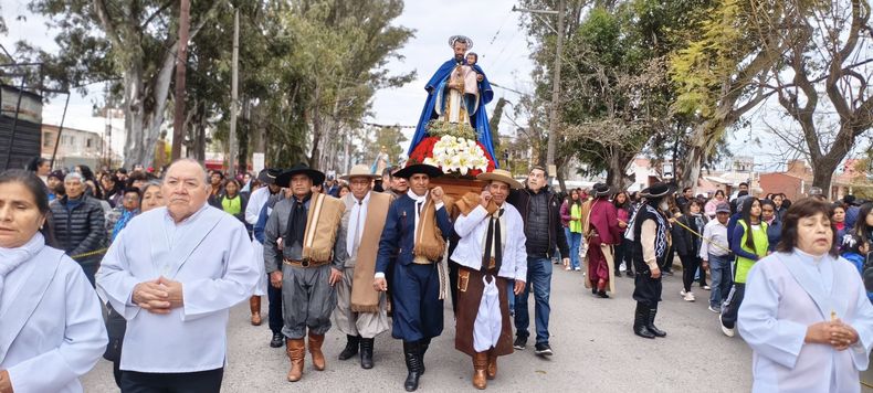 Procesión por San Cayetano.