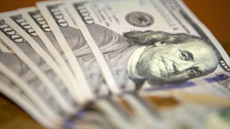 El dólar blue trepó $187 y alcanzó un nuevo record.&nbsp;