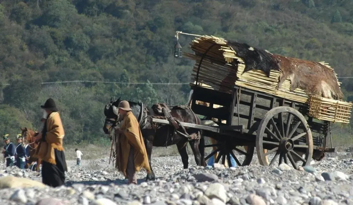 Marcha evocativa por el Éxodo Jujeño en San Salvador de Jujuy.