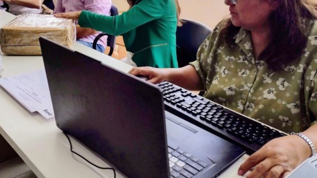 Entregarán hasta hoy constancia de alumno regular para 1er año - Foto ilustrativa
